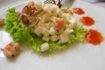 Salata de telina si fructe de mare 